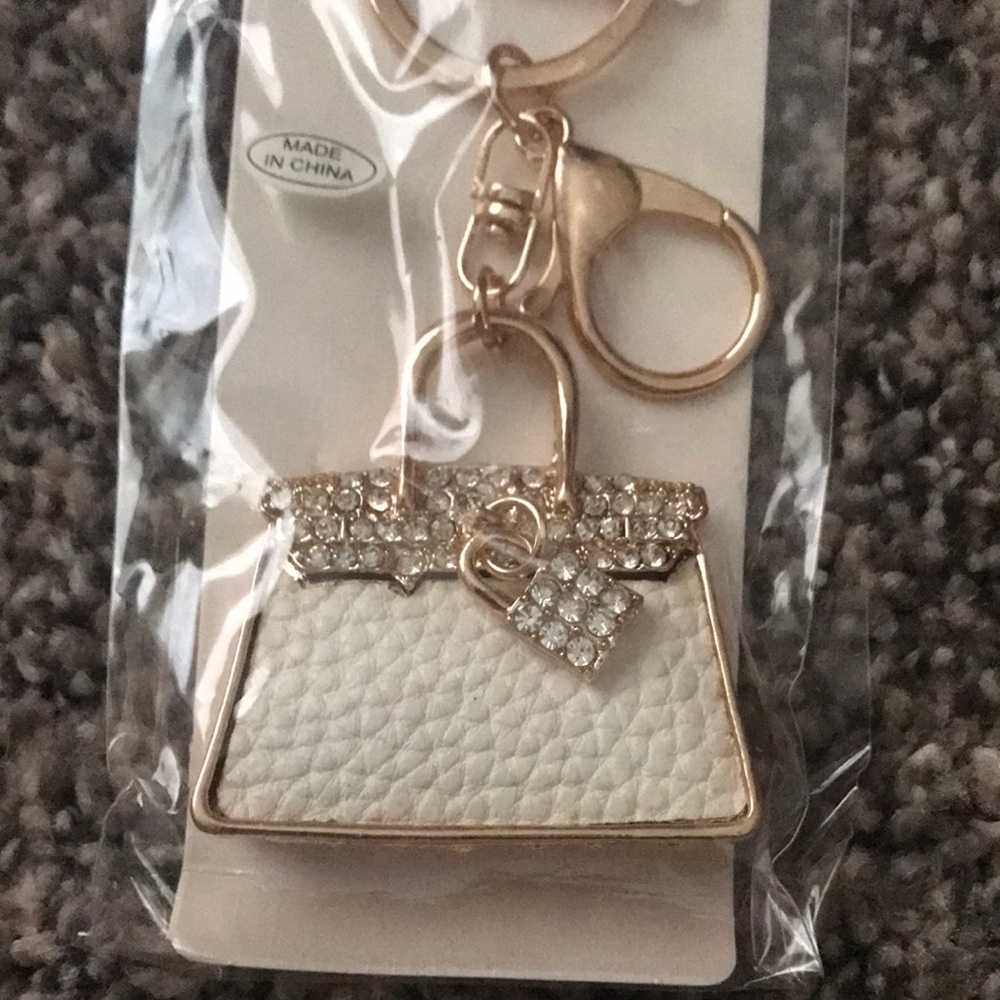 Elegant White and Gold Purse Keychain